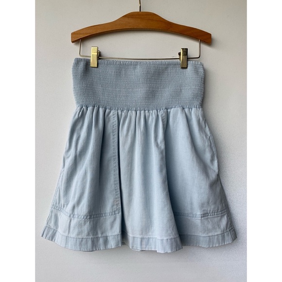 Wilfred Dresses & Skirts - Aritzia, Wilfred free, light denim smocked waist skirt with pockets